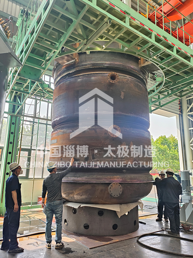 匠心淬煉，品質(zhì)無界！國外客戶定制的搪玻璃反應(yīng)釜全部一次性通過嚴苛質(zhì)檢
